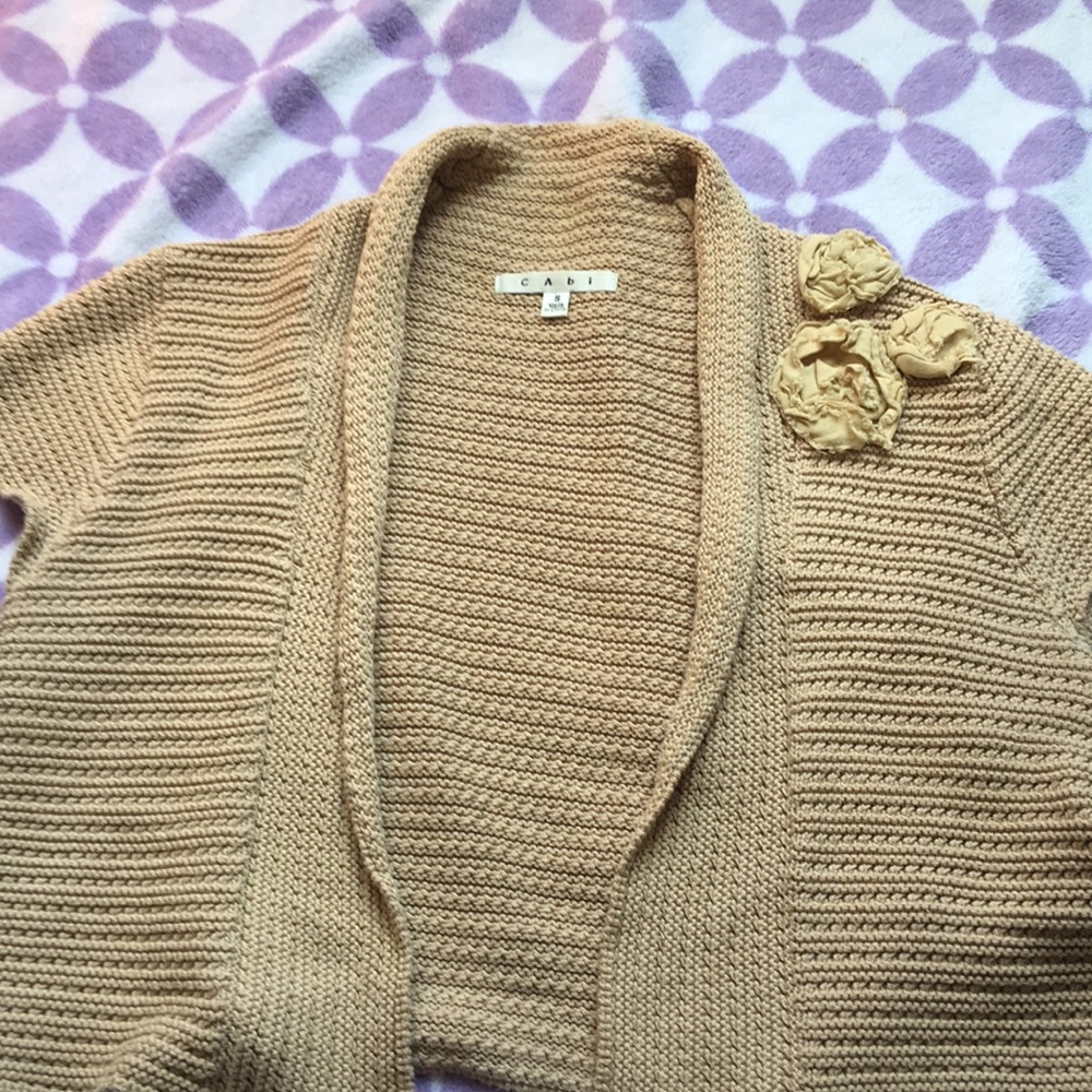 GUC Short Sleeved Sweater